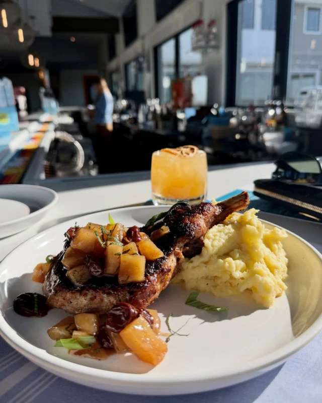 Chef Marsini is at it again, bringing all the fall flavors to Tideline. Cozy up for sunset with our Bone-In Spiced Pork Chop, topped with honey crisp apple chutney and served over roasted garlic mashed potatoes. Pair it with our new Spiced Honey Old Fashion. 🥃🍂

🩵Doors open at 11:30am

🌅Sunset 5:56pm

📍9317 Amherst Avenue, Margate, NJ